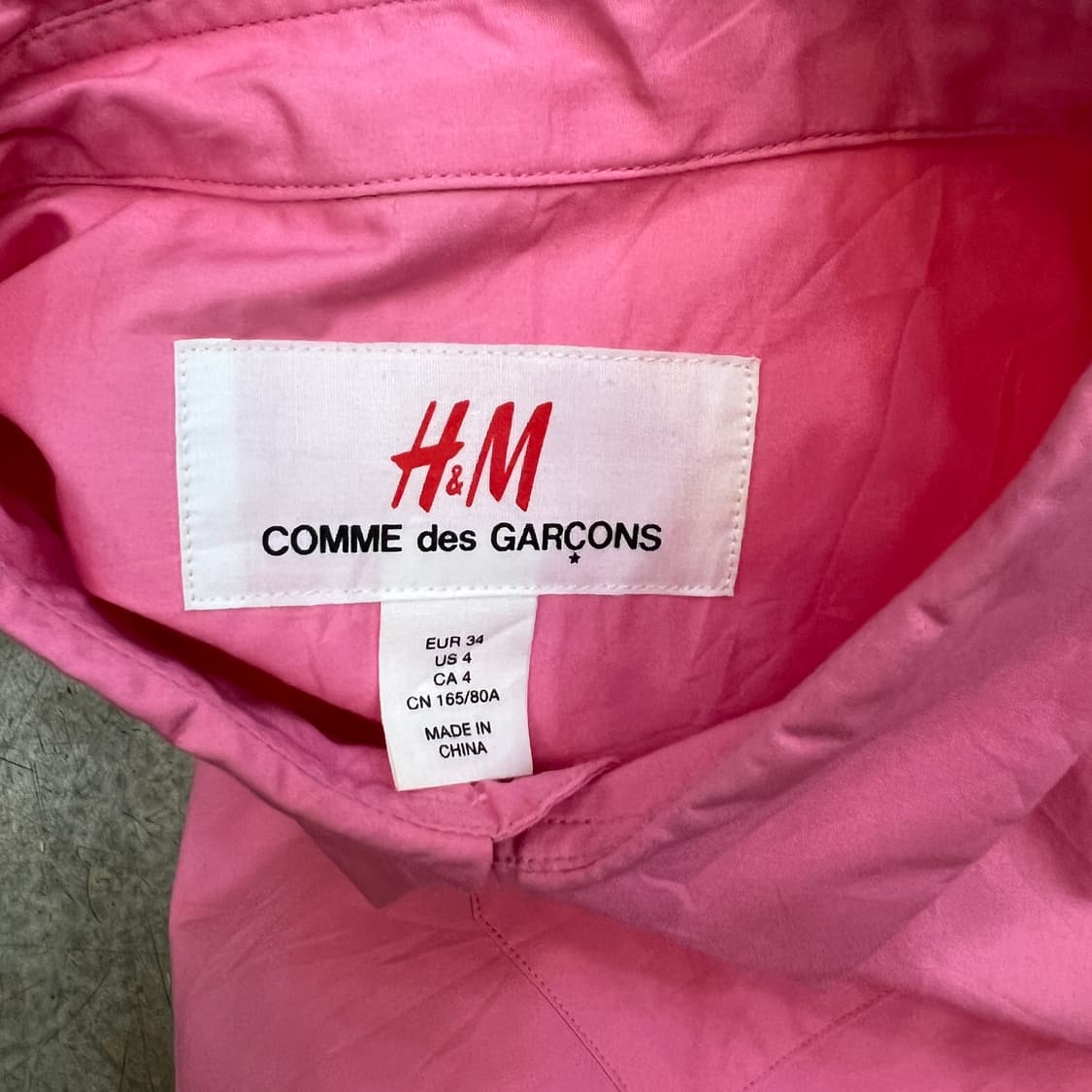 꼼데가르송 x h&m 핑크셔츠 상품이미지6