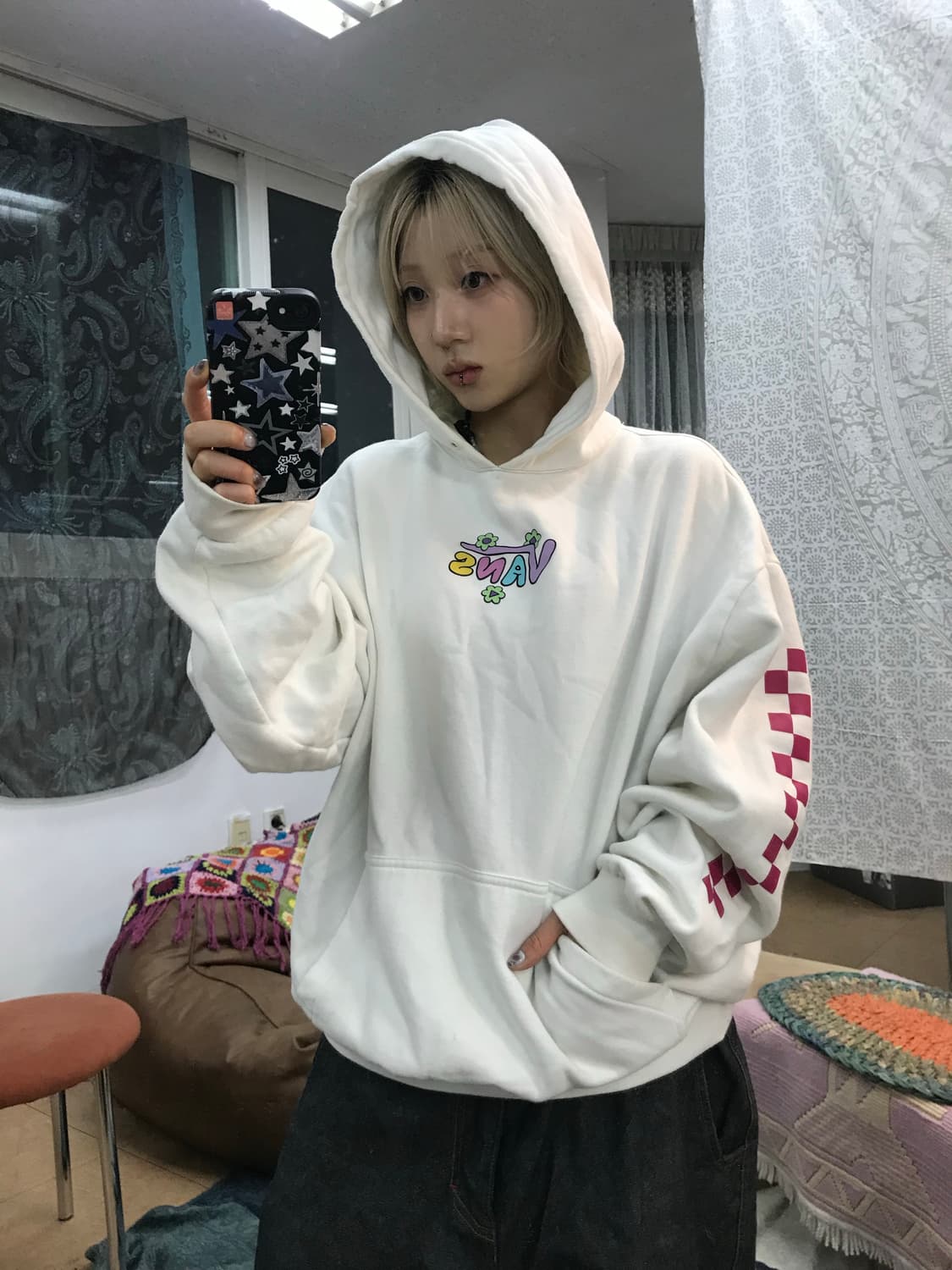 반스 x 아이린이즈굿 체커보드 후드티  상품이미지1