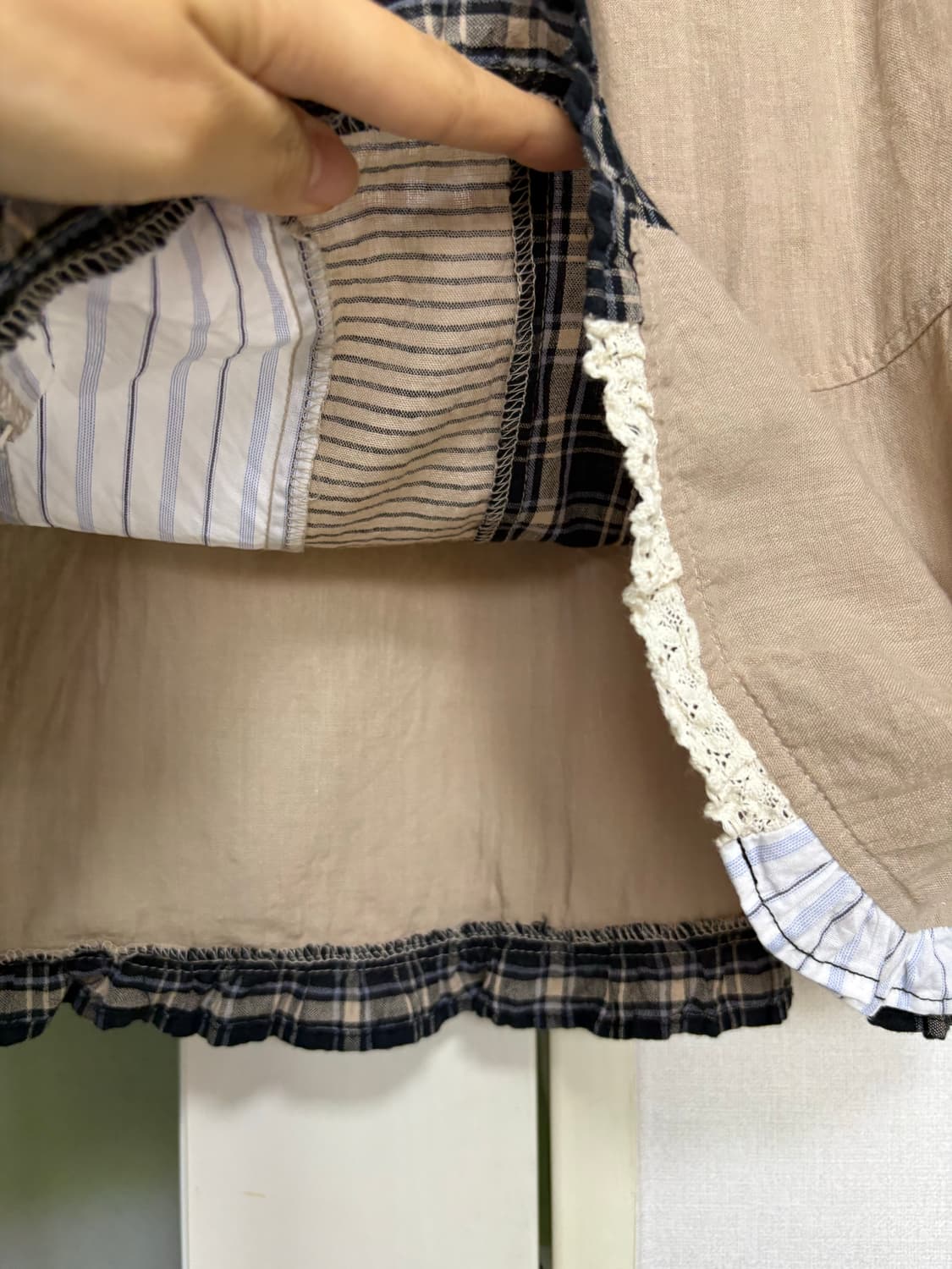 베이지 패치 프릴 스커트 상품이미지3