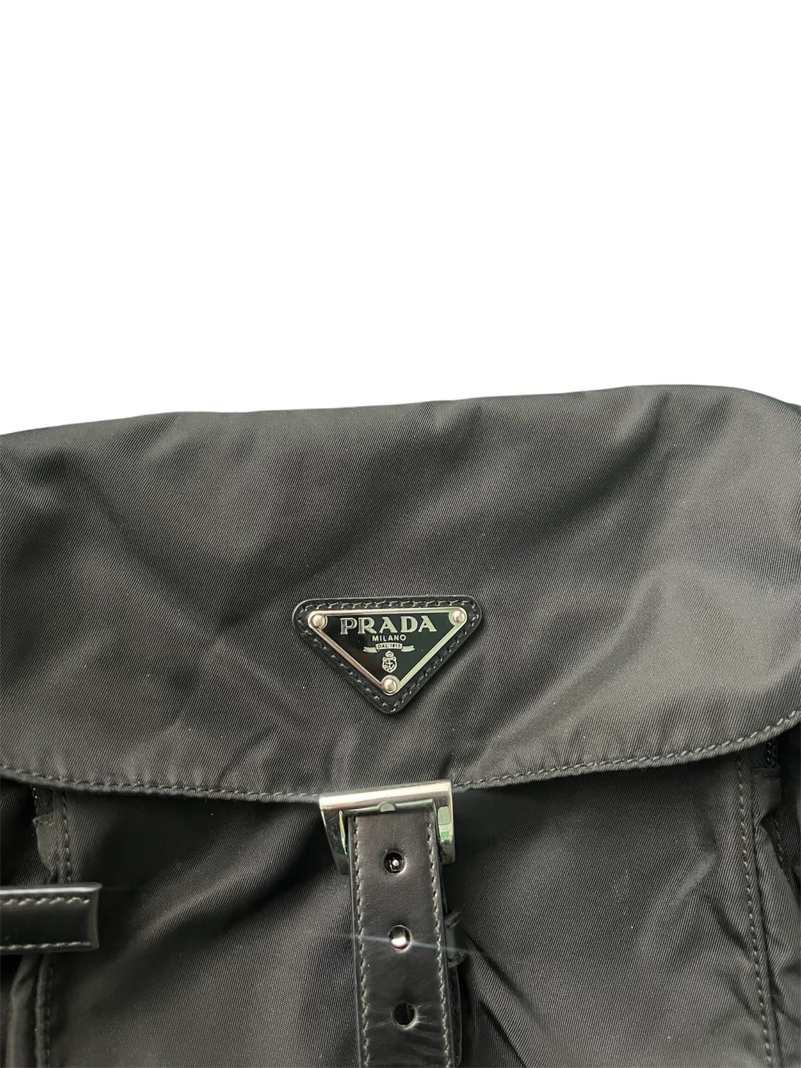 [OS] 프라다 포코노 리나일론 멀티 포켓 버클 크로스백 상품이미지3