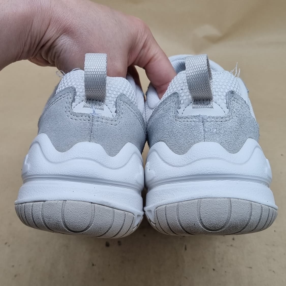 나이키 테크헤라 여성운동화235 상품이미지4