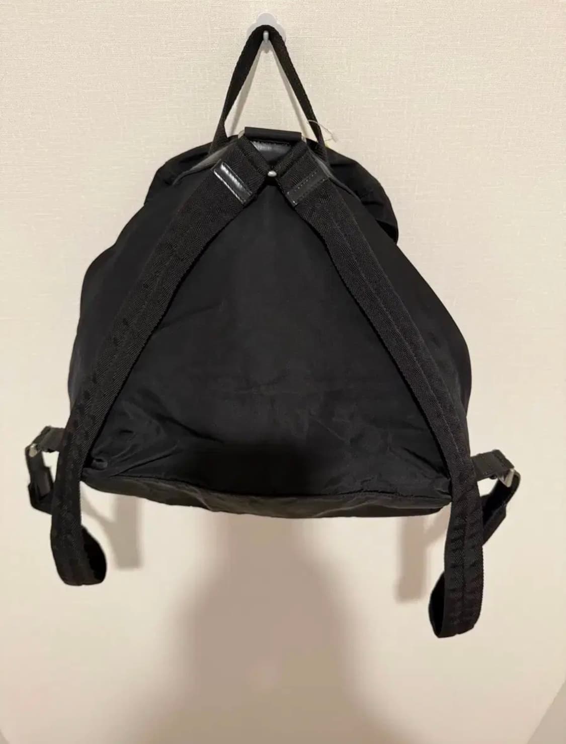 정품 프라다 포코노 나일론 블랙 투포켓 백팩 상품이미지6