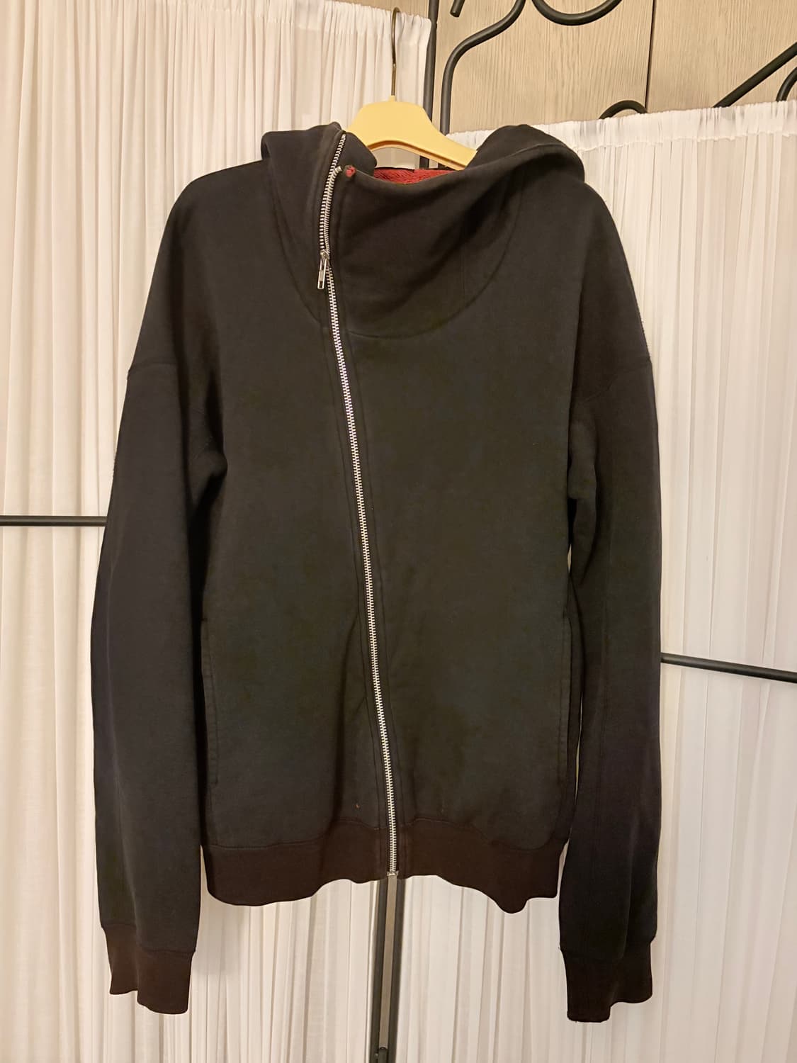 라드 뮤지션 비대칭 후드집업 상품이미지1