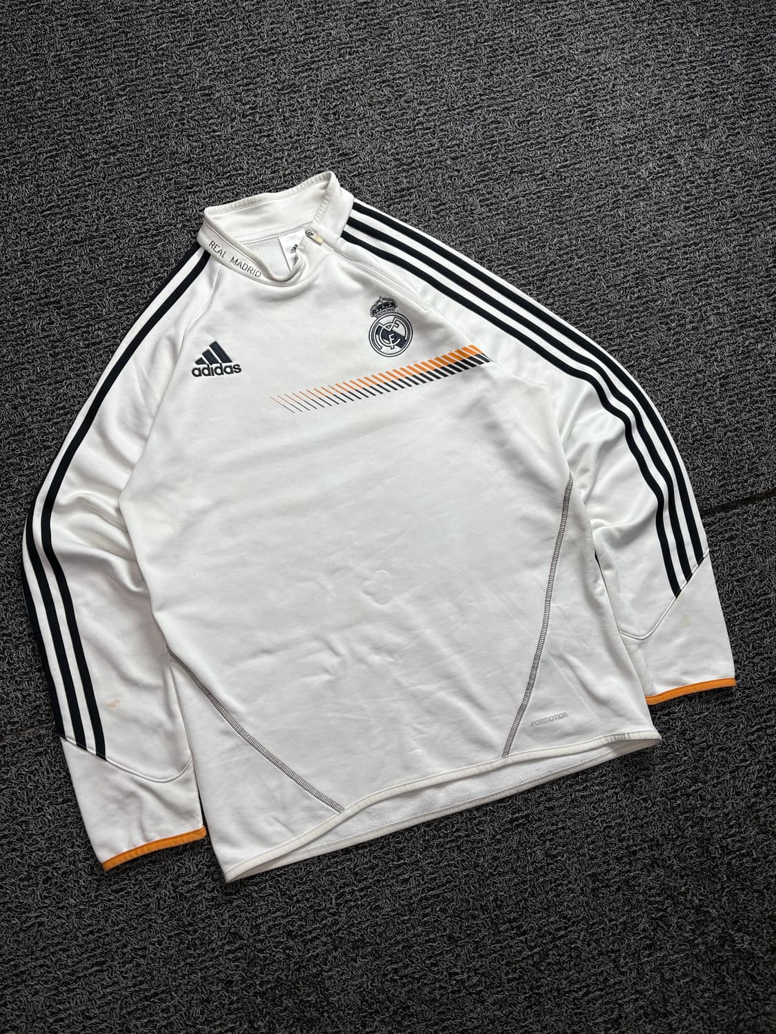 아디다스 레알마드리드 13-14 레트로 트레이닝 탑 2210 상품이미지1