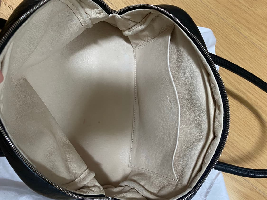 아에타 보스턴백 레더 스몰 정품 상품이미지7
