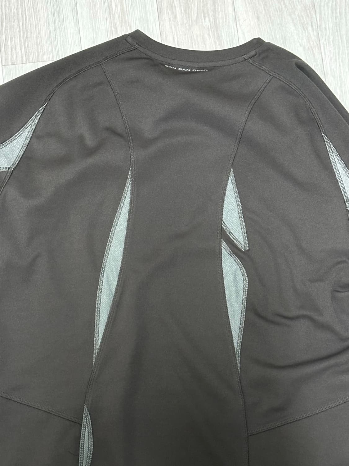 산산기어 팔로잉패널 반팔(4) 상품이미지3