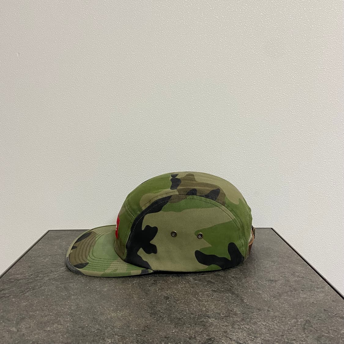 슈프림 밀리터리 워시드 우드랜드 카모 레드 박스로고 캠프캡 모자 상품이미지2