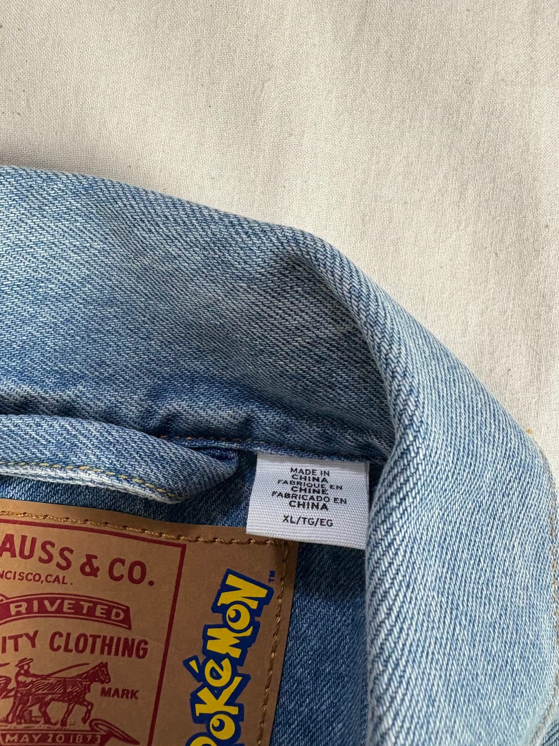 Levis x Pokemon 25주년 데님트러커 자켓 XL 상품이미지5