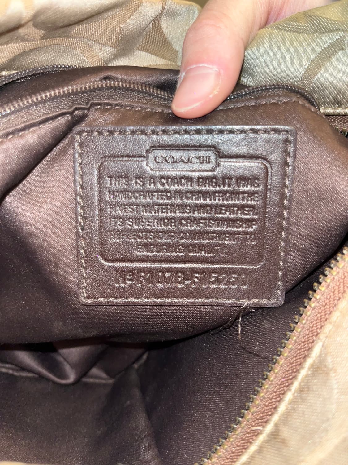 Coach Baggy Square Shoulder Bag 상품이미지8