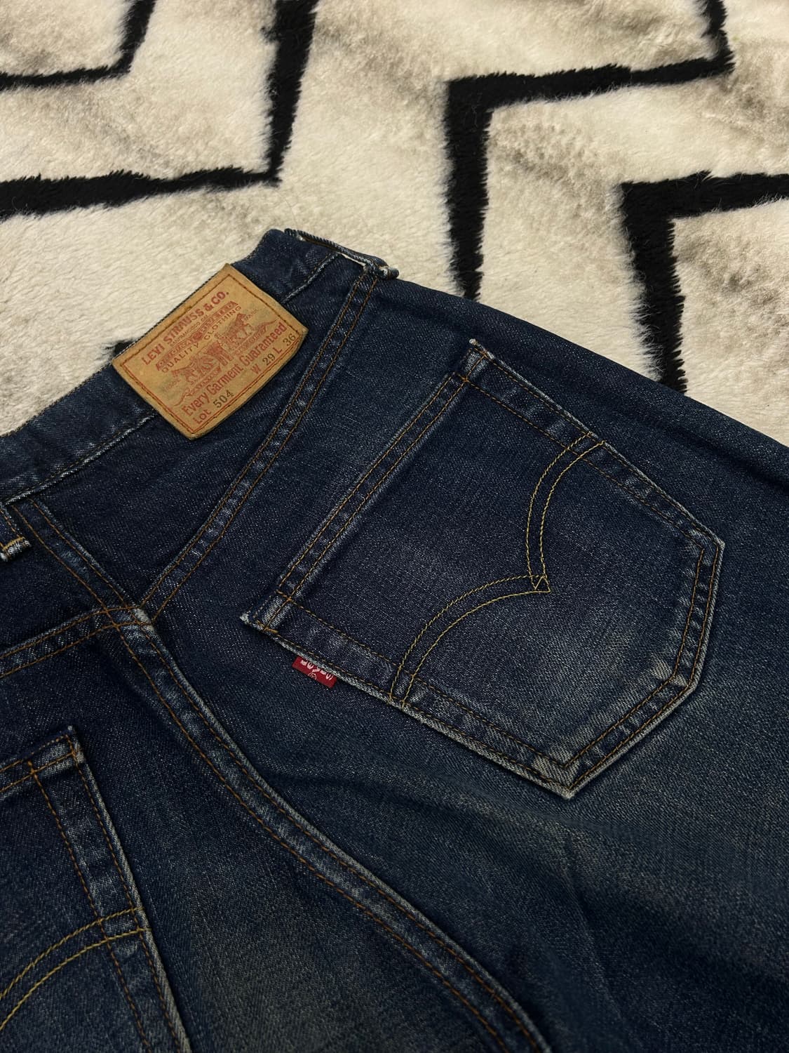 [29]리바이스504 레귤러 스트레이트 핏 워싱 데님팬츠/일본판 상품이미지1