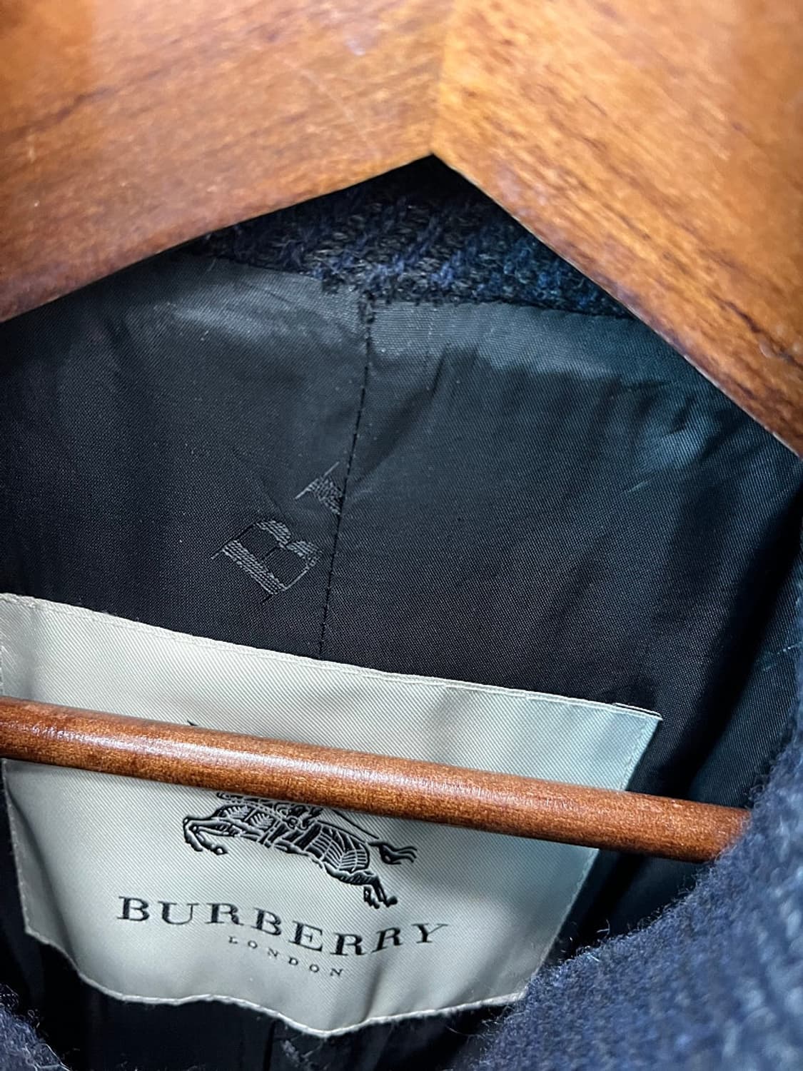 여) 버버리 네이비 체크 울코트  상품이미지3