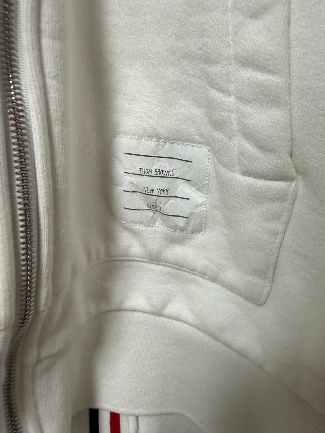 [당일출고,3사이즈] 톰브라운 화이트 백삼선 후드집업 상품이미지4