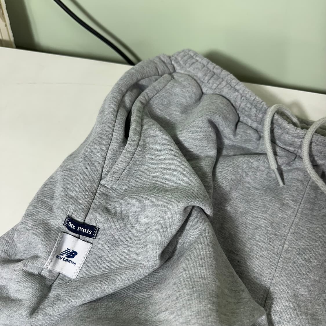 XL 뉴발란스 루즈핏 그레이 파리오픈 밴딩 스웻조거팬츠 상품이미지2