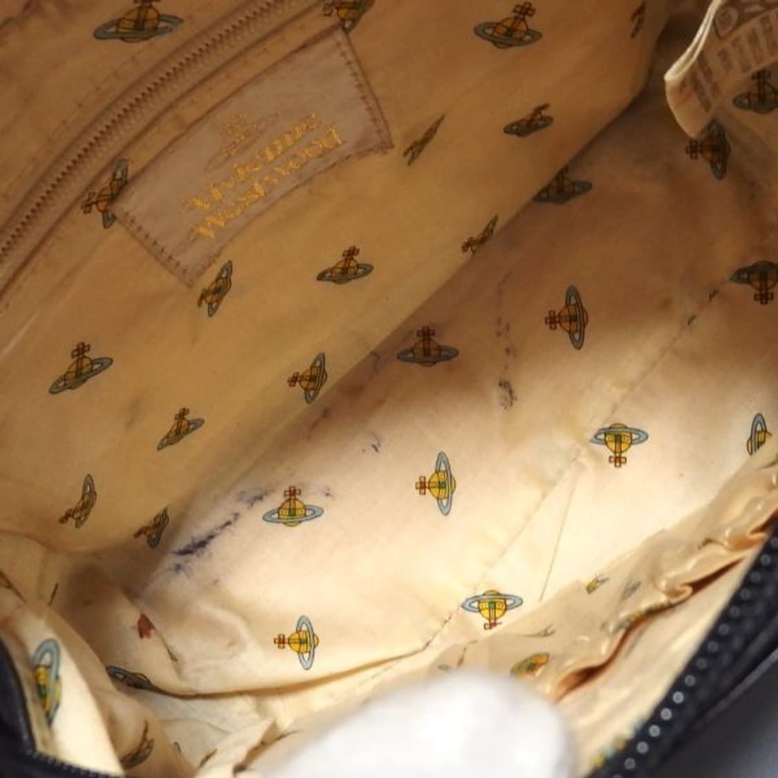 비비안 웨스트우드 가죽 핸드백 상품이미지7