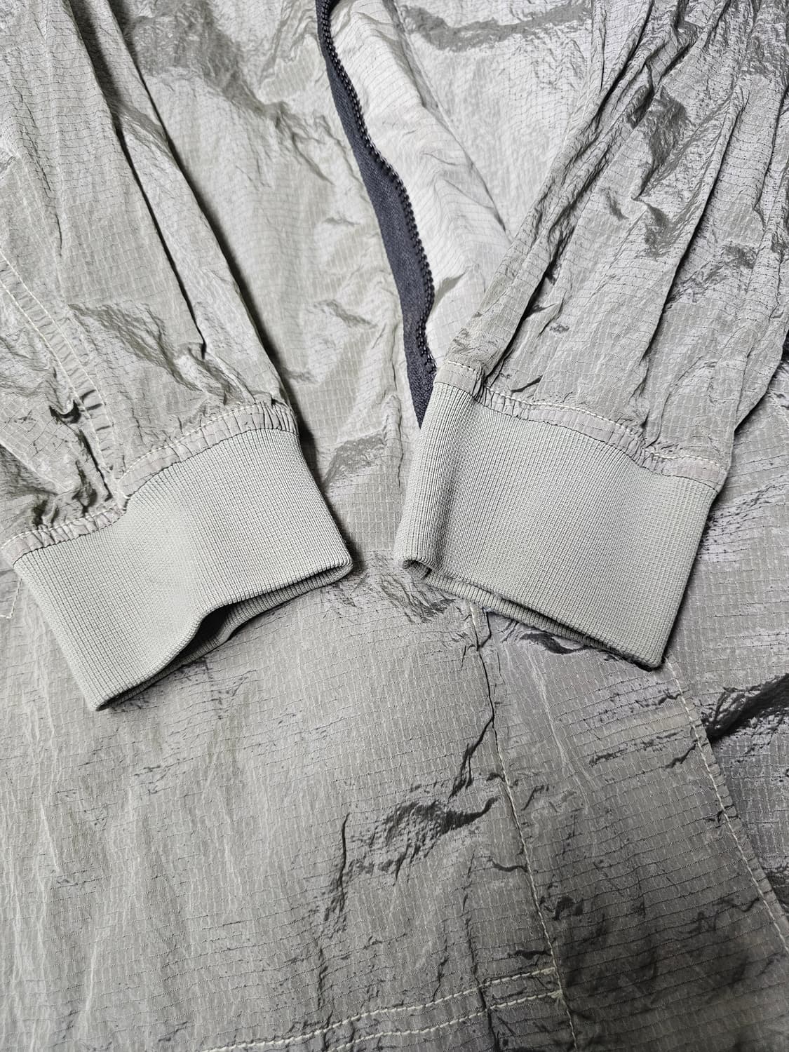 스톤아일랜드 나일론 메탈 립스탁 자켓 상품이미지5