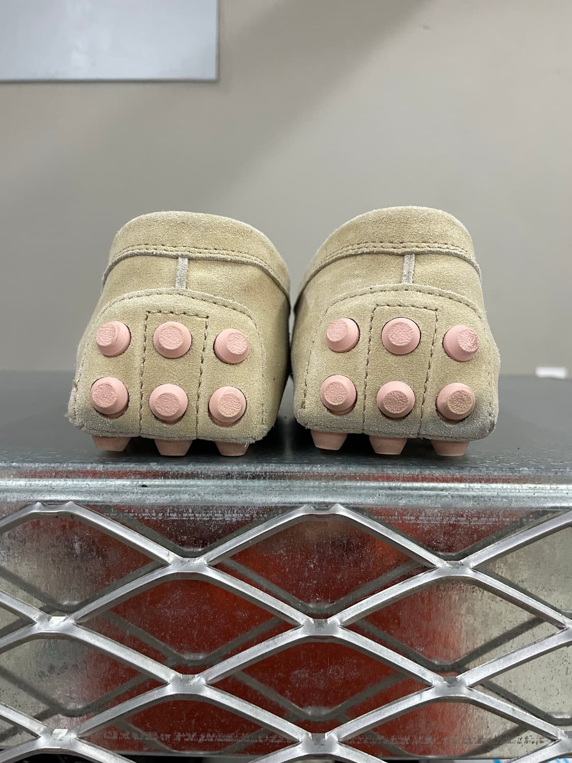 토즈 고미노 버블 스웨이드 로퍼 39.5 (gr-4410) 상품이미지3