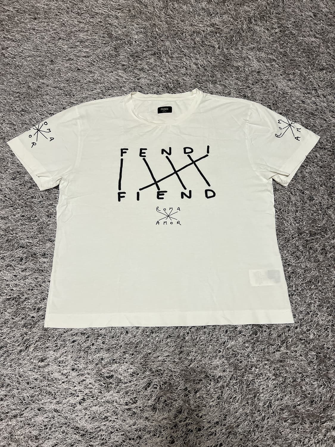 FENDI) 펜디 반팔티 상품이미지1