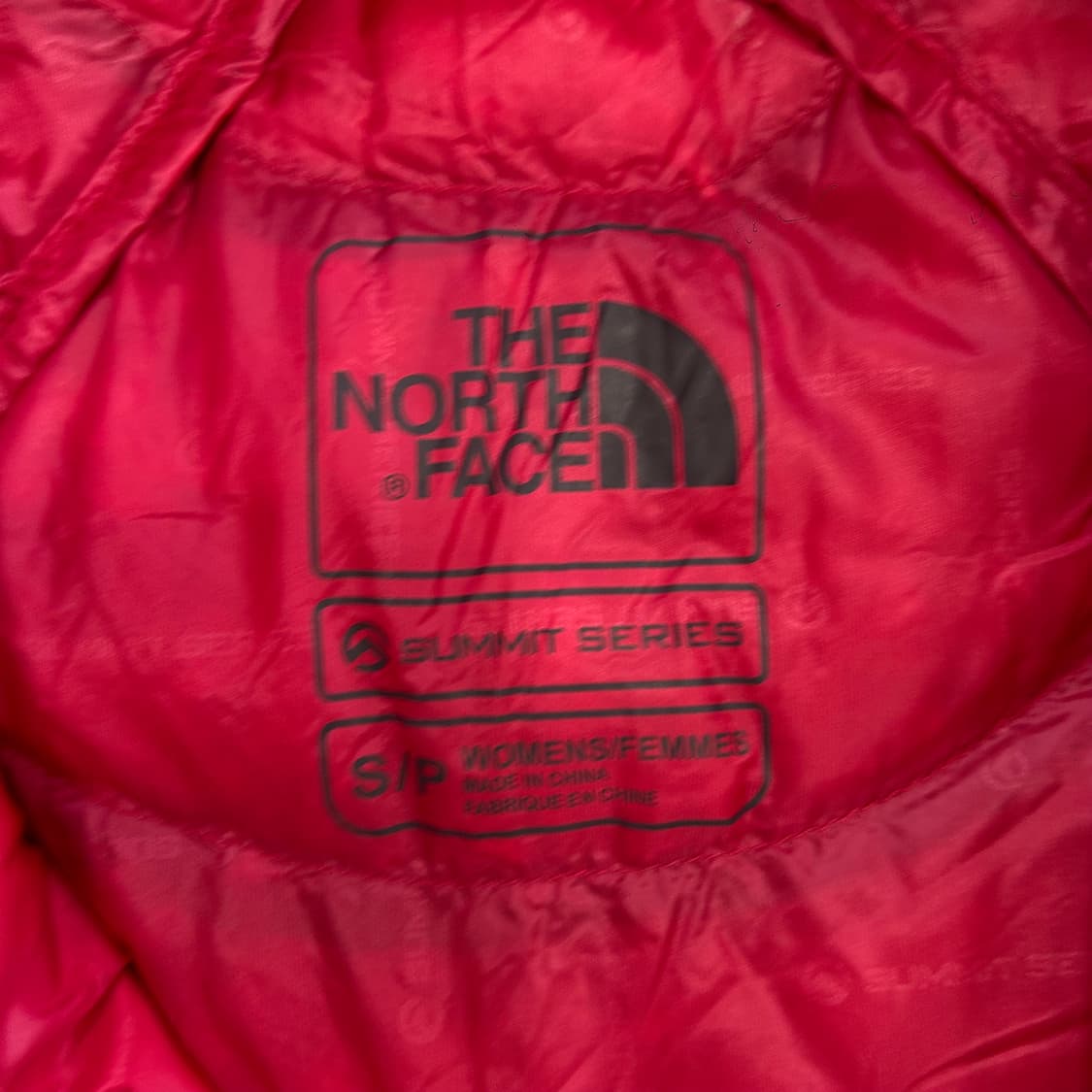 The north face 노스페이스 900 딥와인 패딩 상품이미지6