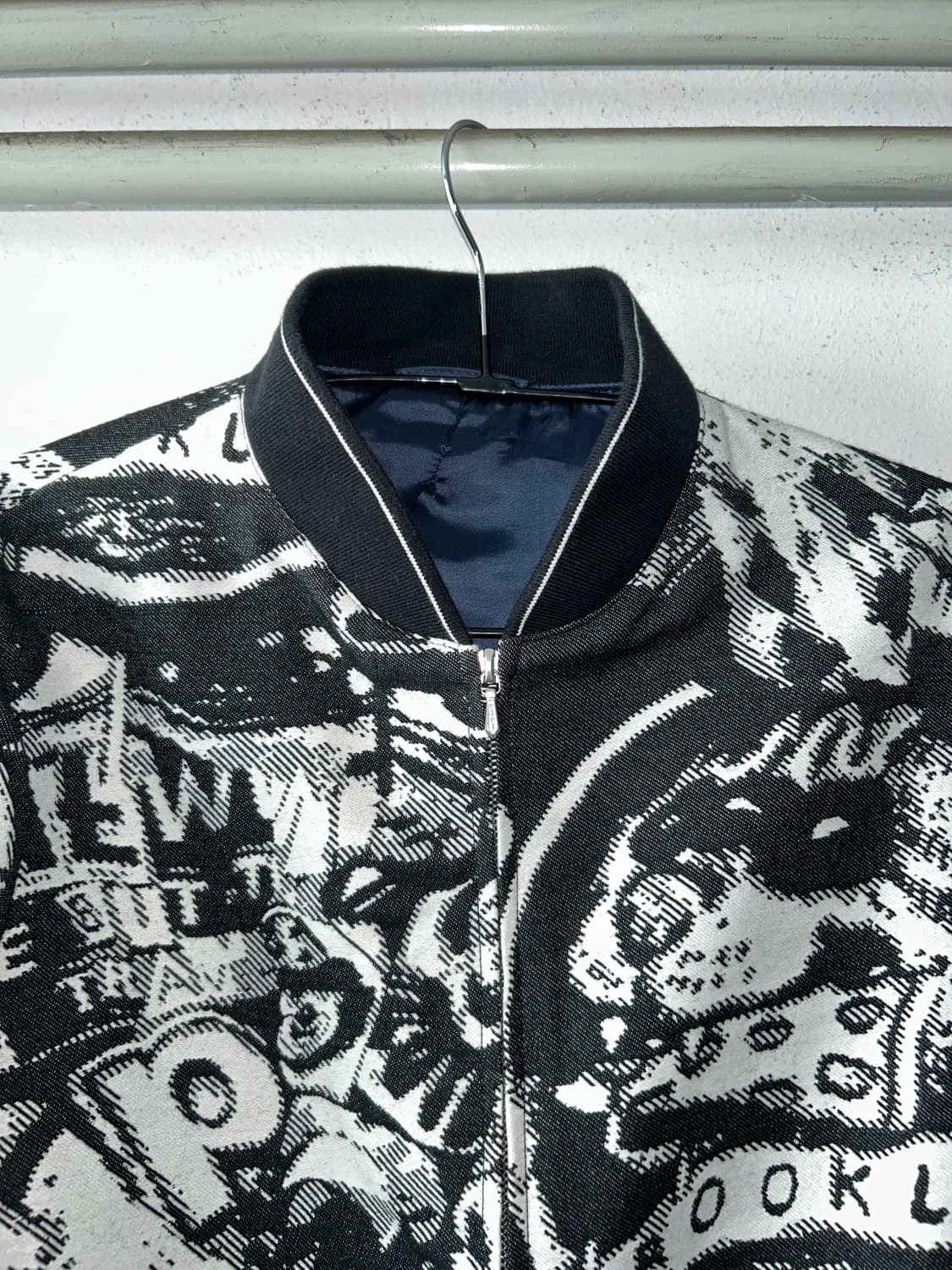 Agnes B HOMME graphic jacquard blouson 상품이미지3