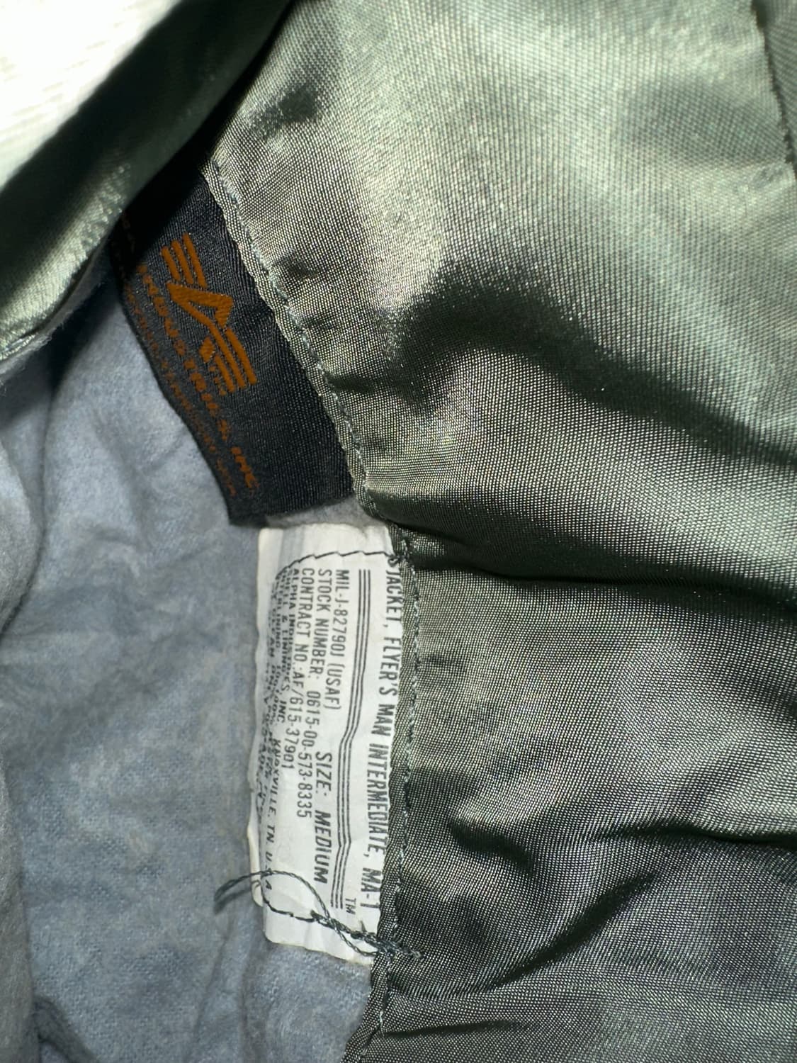 90s 알파인더스트리 ma-1 항공점퍼 자켓 그린  상품이미지2