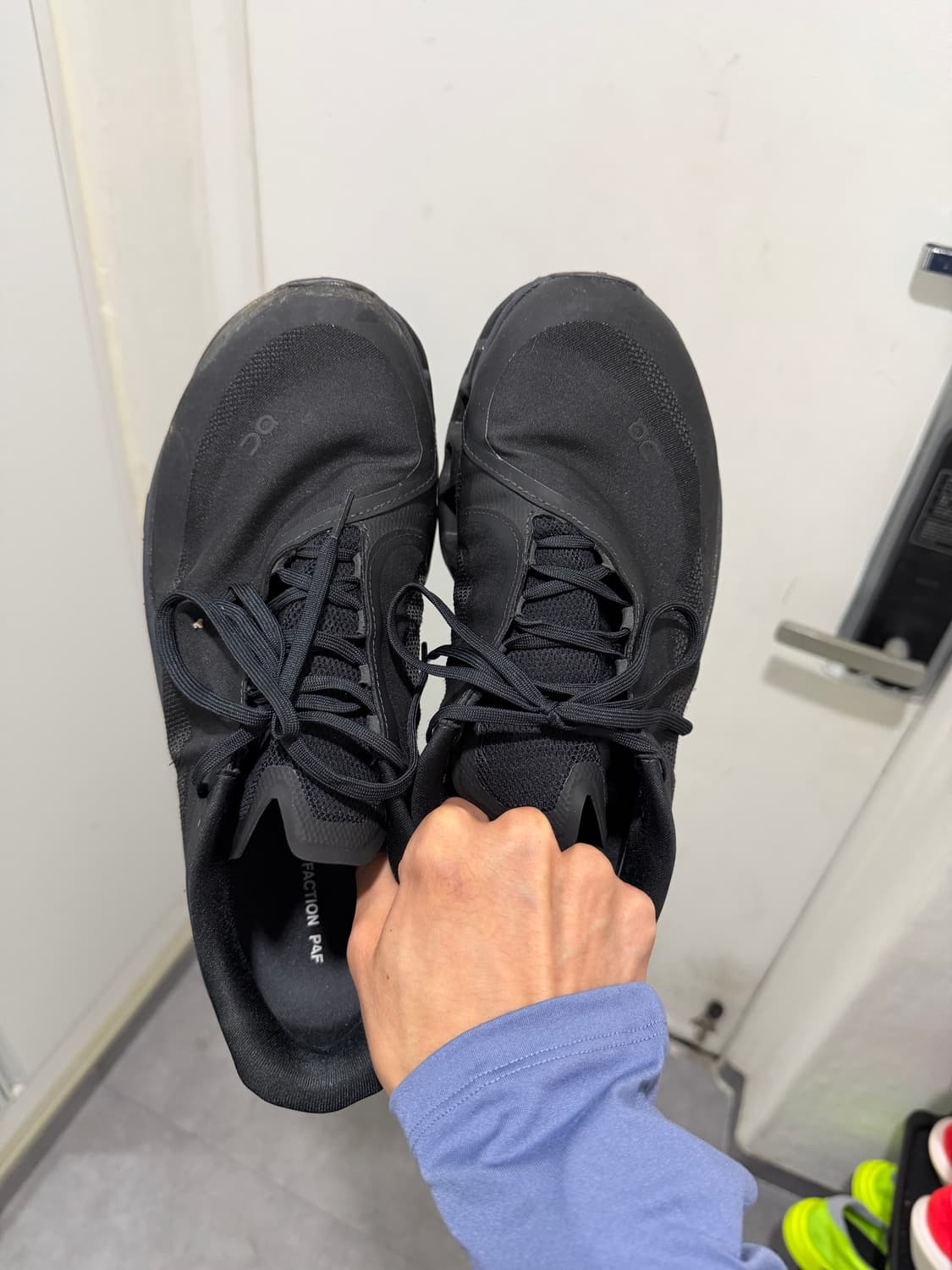 온러닝 파프 클몬 블랙 290 상품이미지1