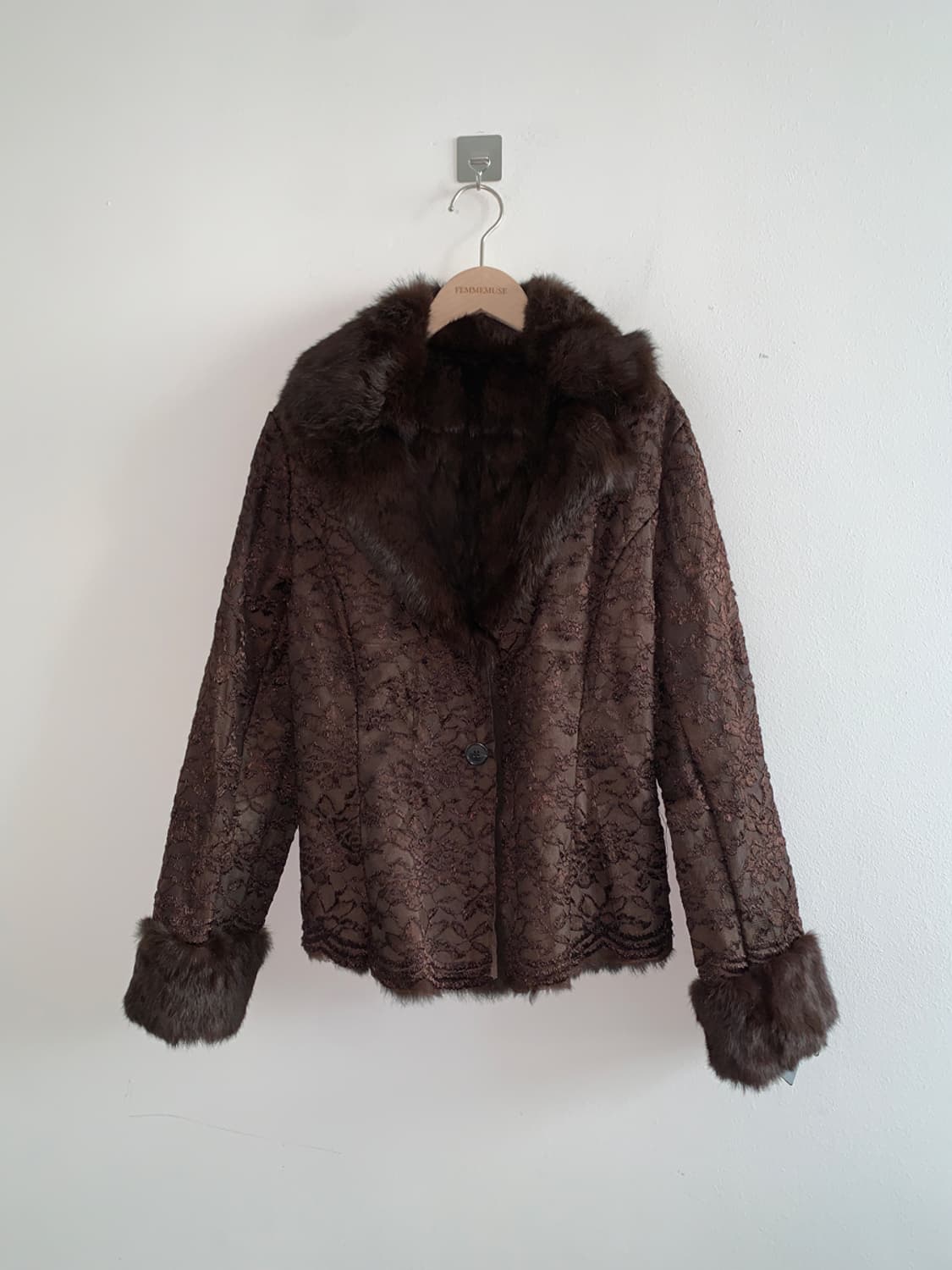 Brown fur jacket 상품이미지1