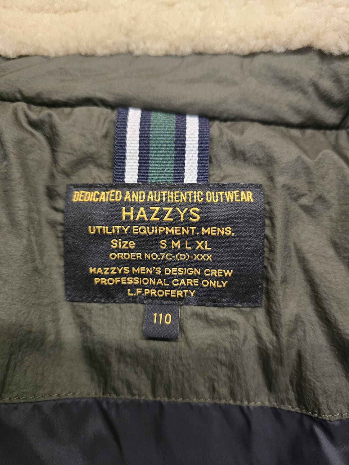 헤지스 양털배색 구스다운점퍼. 
싸이즈 105  남자. 상품이미지6