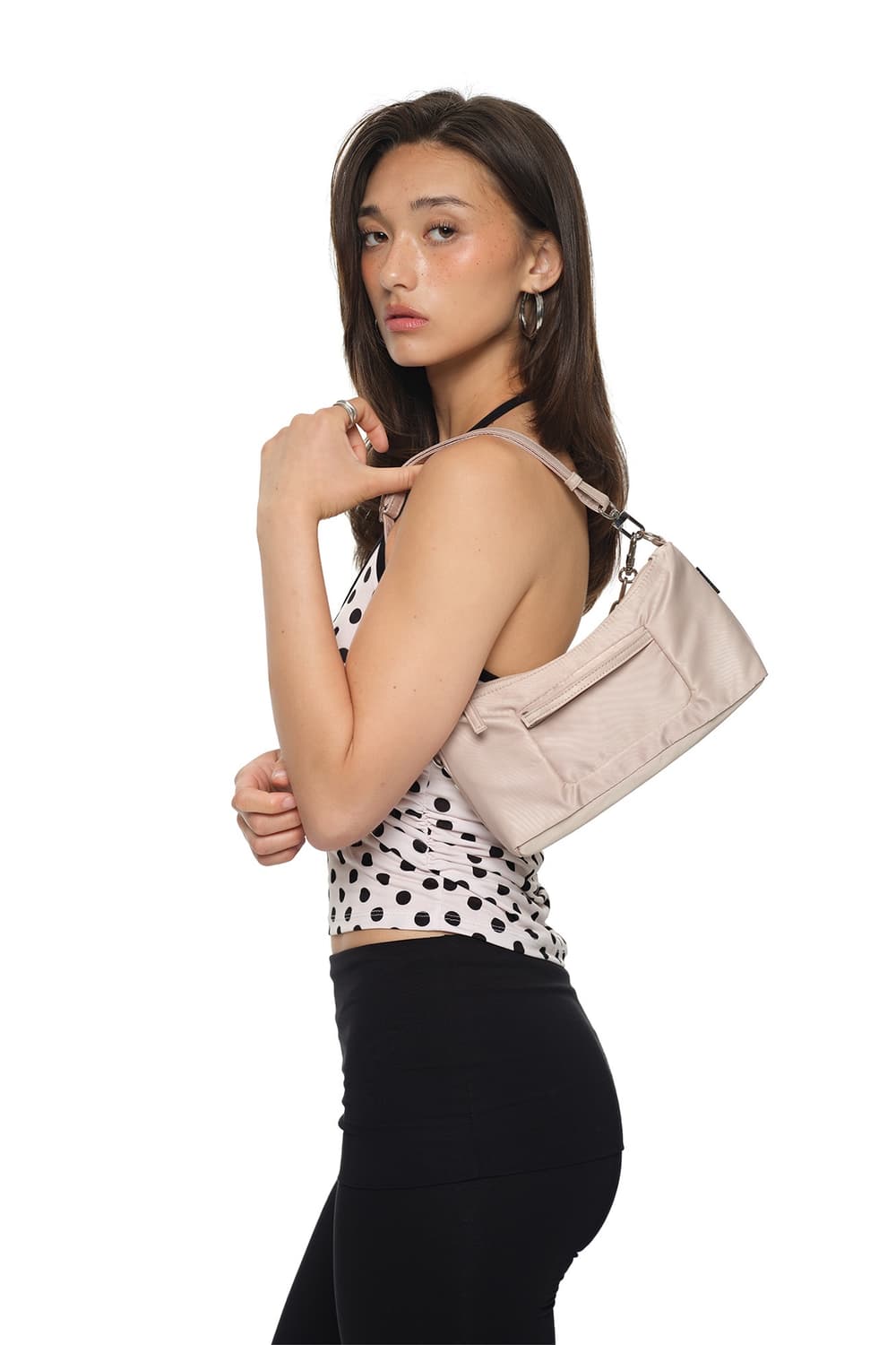 TMT 투머치택스 toomuchtax 새틴 미니 호보백 베이지 상품이미지6