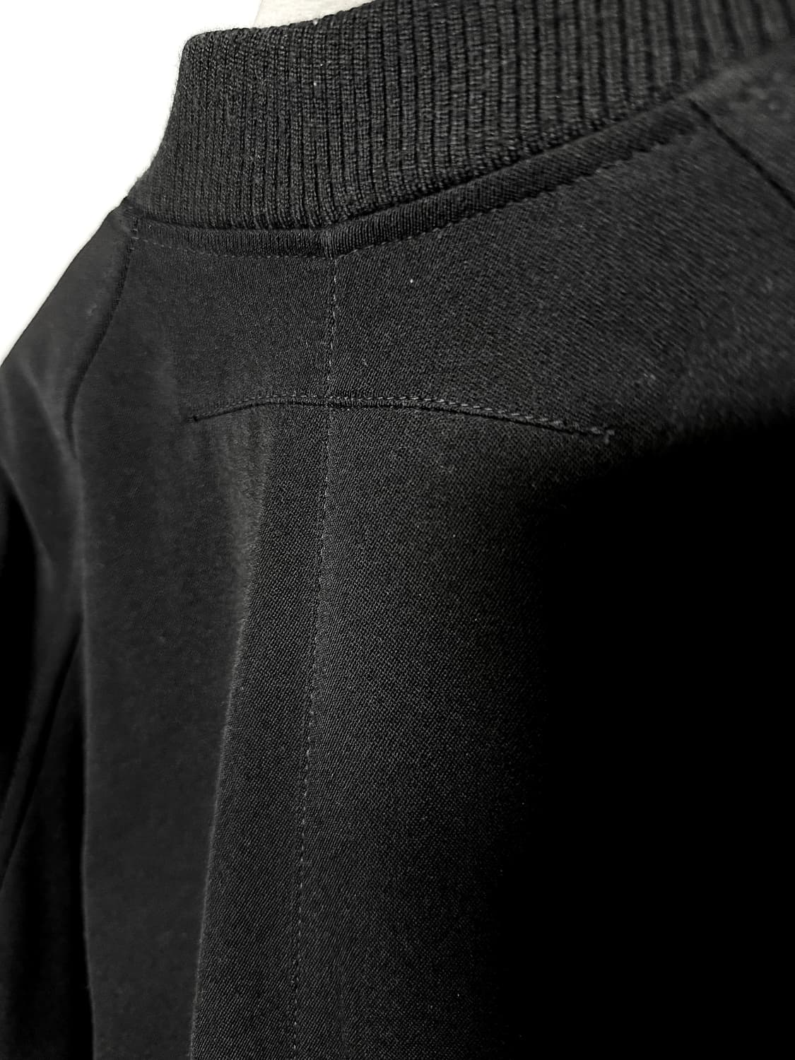 지방시 09FW Military Lether Varsity Jacket 상품이미지10