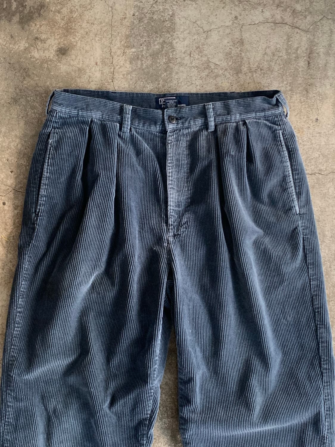 폴로 랄프로렌 플리티드 코듀로이 팬츠 상품이미지2