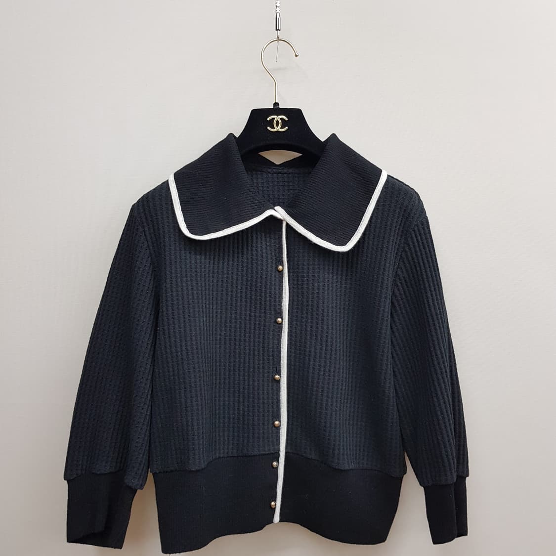 한섬 SJSJ 2022 배색 카라 골지 니트 82-94-160사이즈 상품이미지3