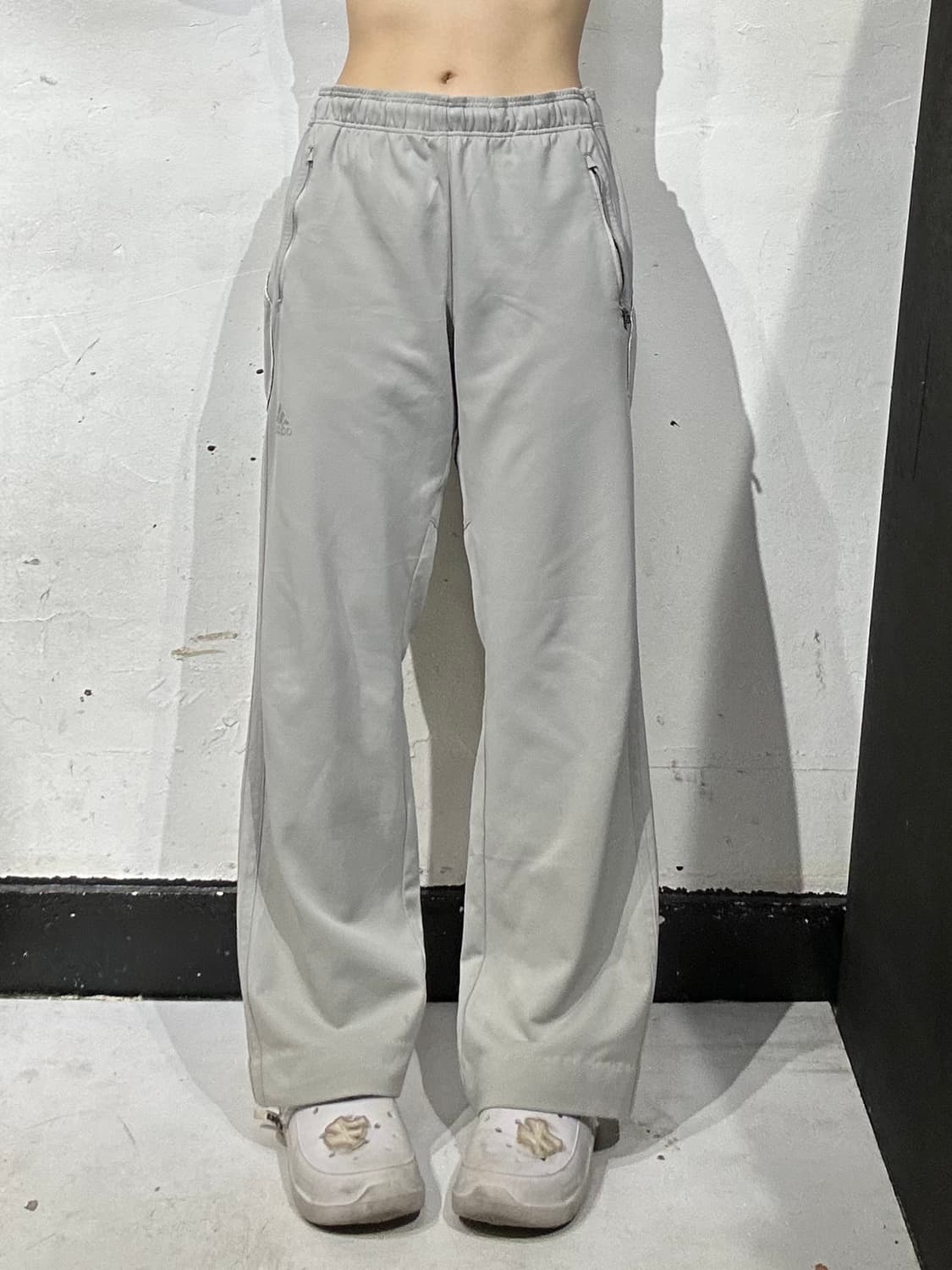 아디다스 와이드 라이트 그레이 트레이닝 팬츠 추리닝 바지 M 상품이미지2