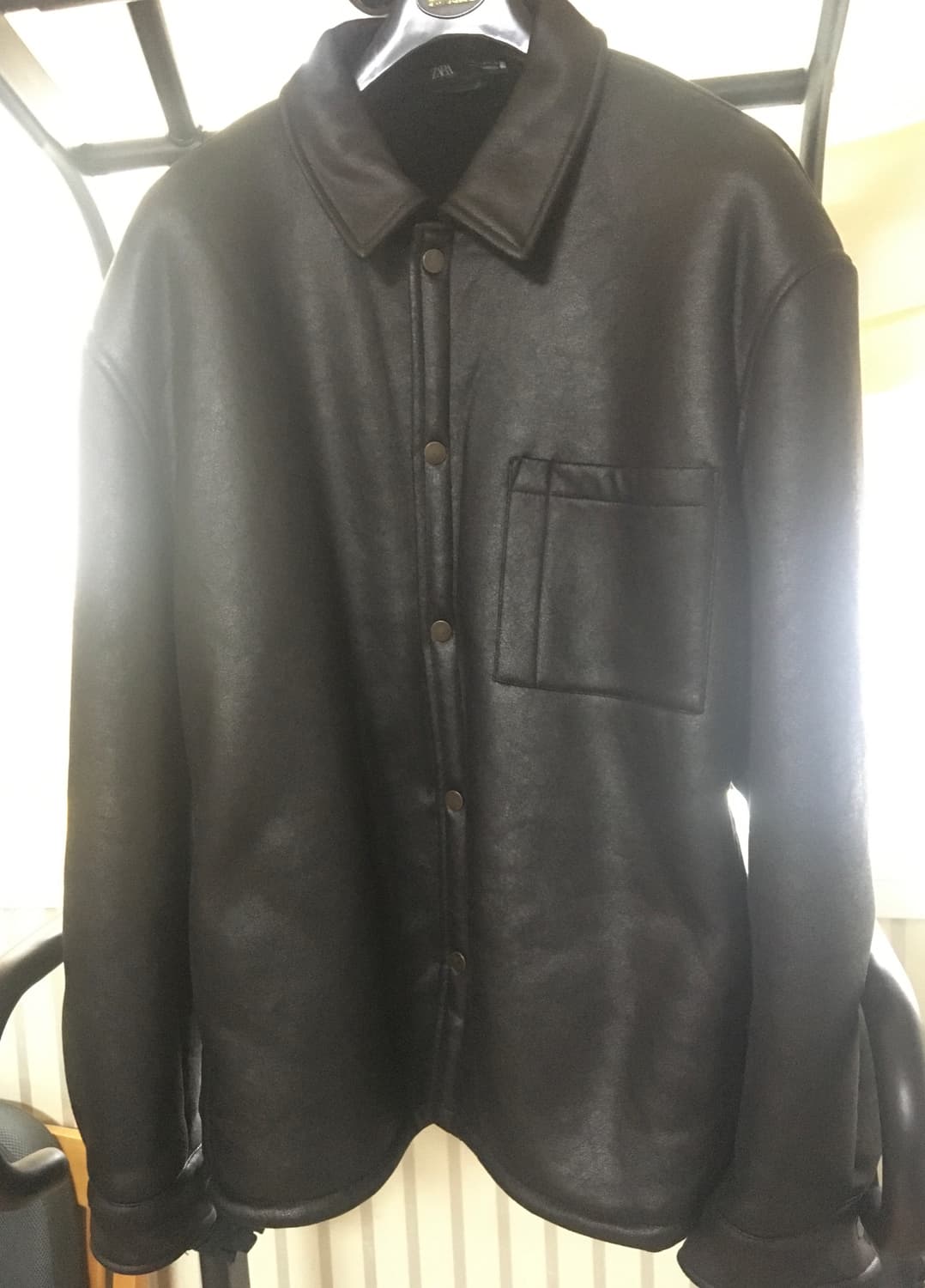 자라 가죽자켓 블랙 판매합니다 상품이미지3