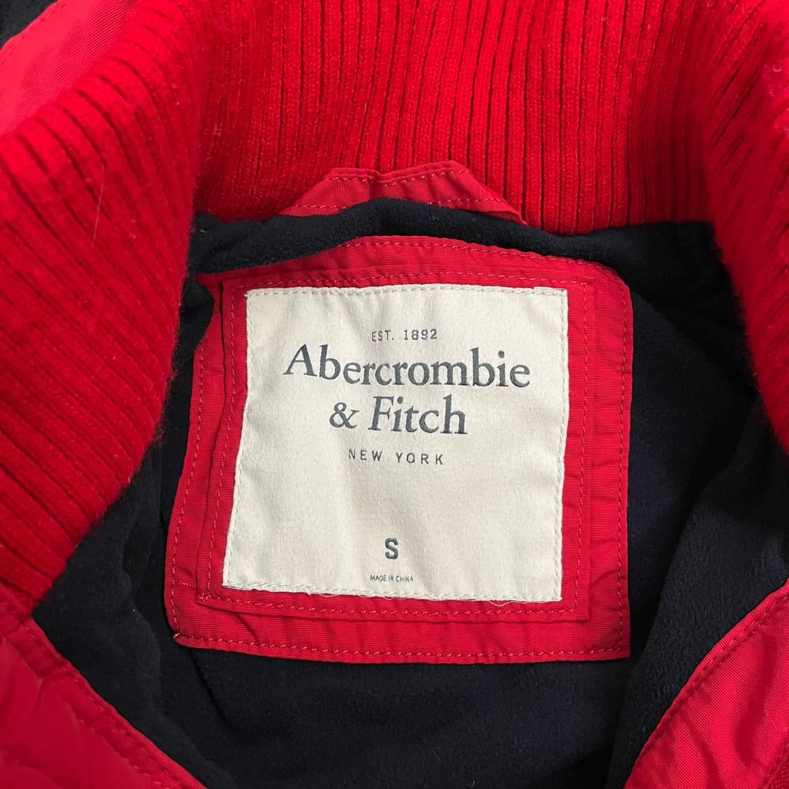 [정품/S] 아베크롬비 레드 후드 패딩 점퍼 b8 상품이미지5