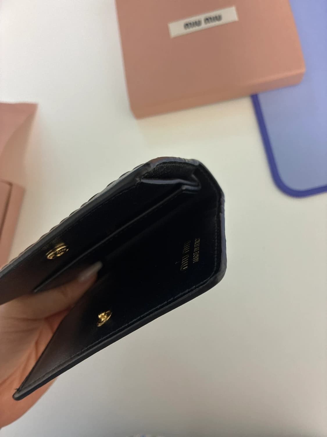 미우미우 반지갑 소프트칼프로고 상품이미지6