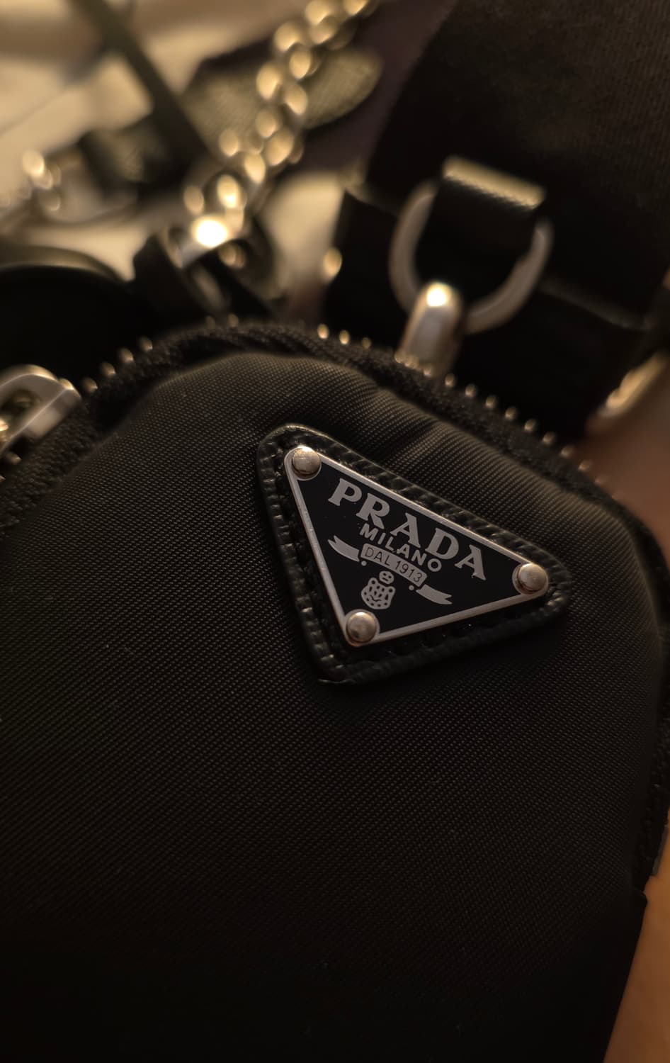 25년 구매 프라다 리나일론 테수토 호보백 상품이미지2