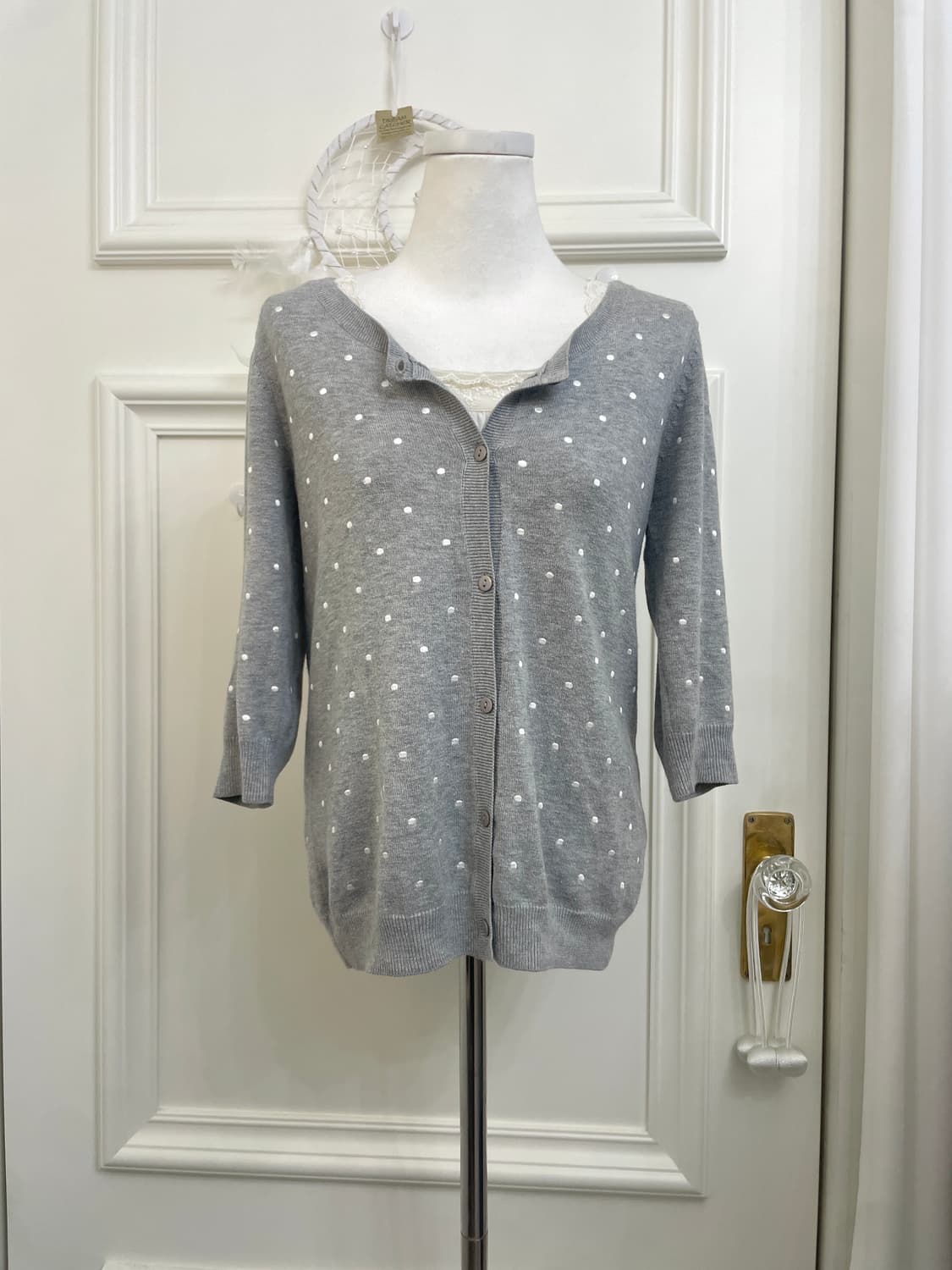 gray white dot embroidery puff cardigan 상품이미지1