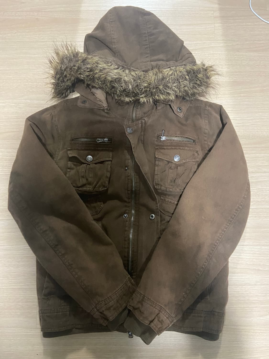 (첫번째 사진은 이전판매자분 사진입니다) 인더애틱 자켓 상품이미지2