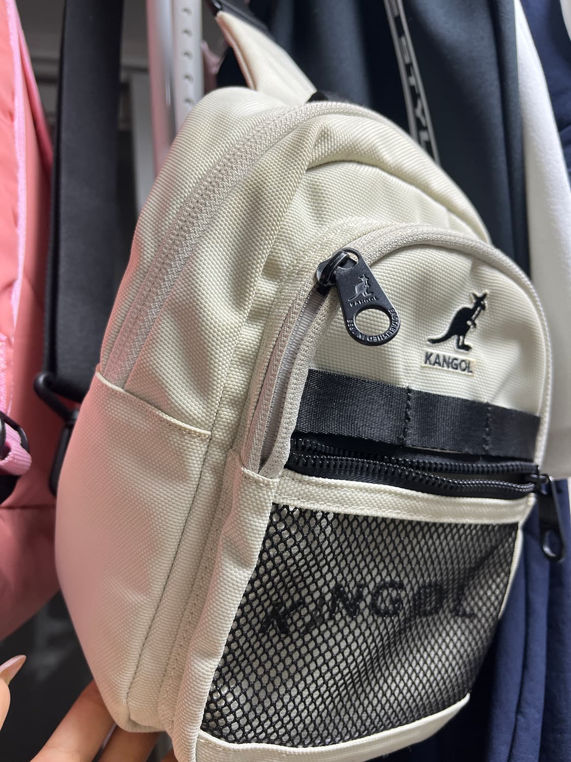 캉골 미니크로스 슬링백 판매해요 상품이미지1