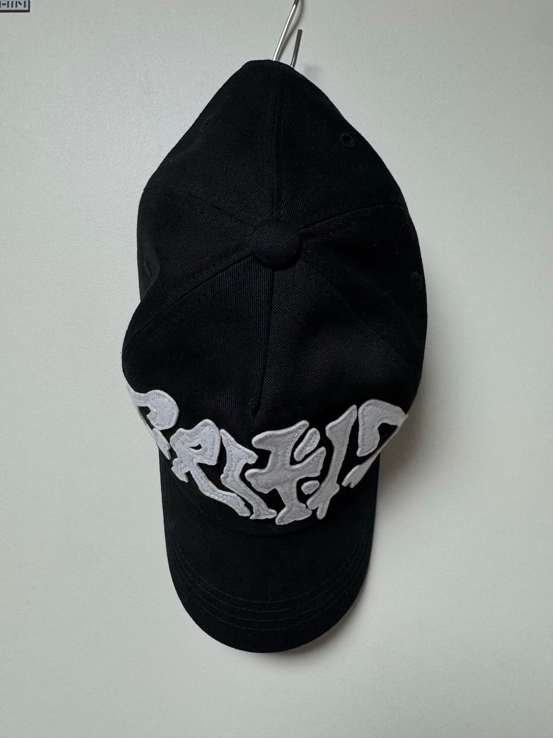 크리틱 고스 로고 캡 상품이미지1