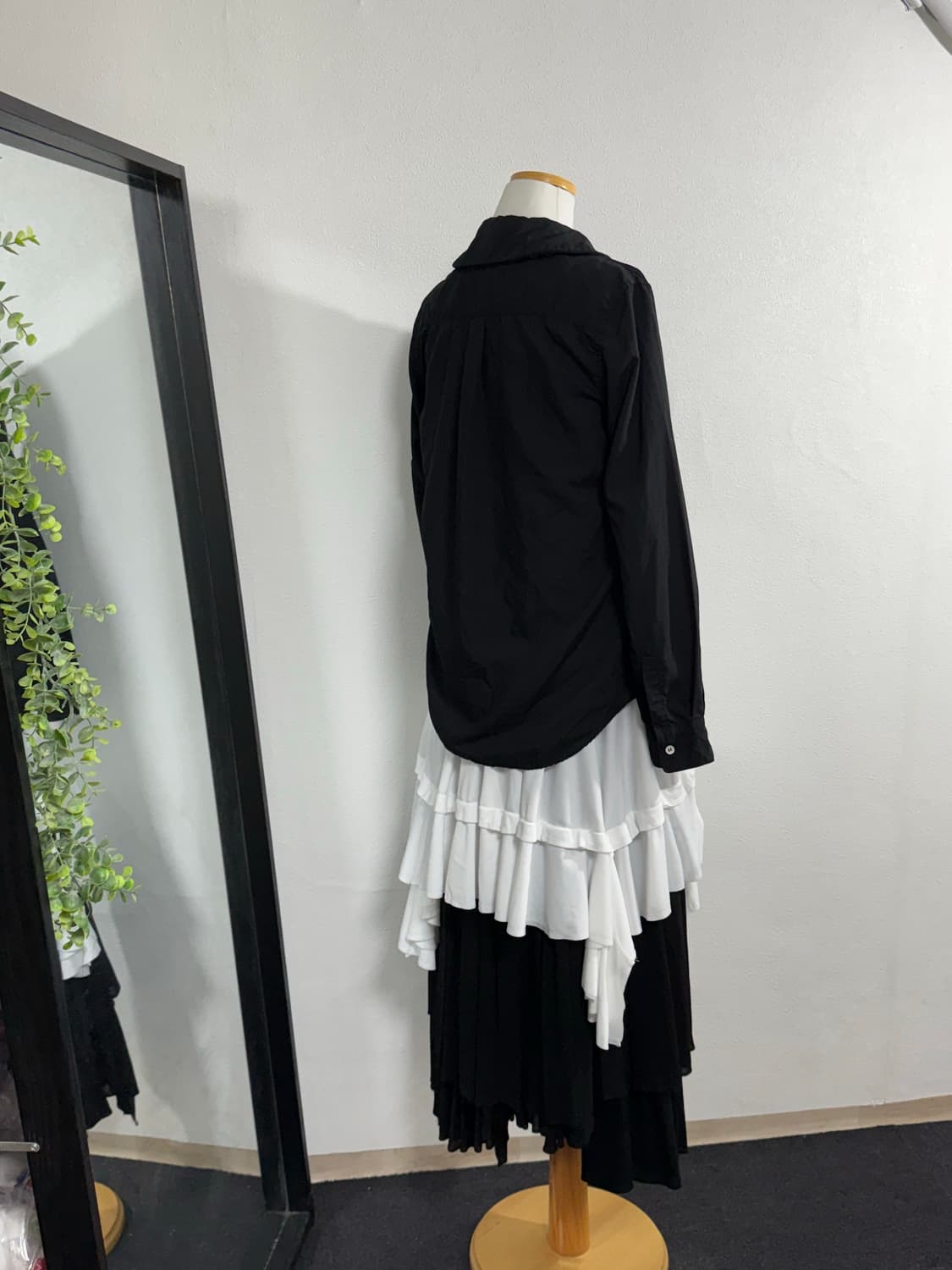 18ss 꼼데가르송 메인라인 폴리 프릴셔츠 s 상품이미지2