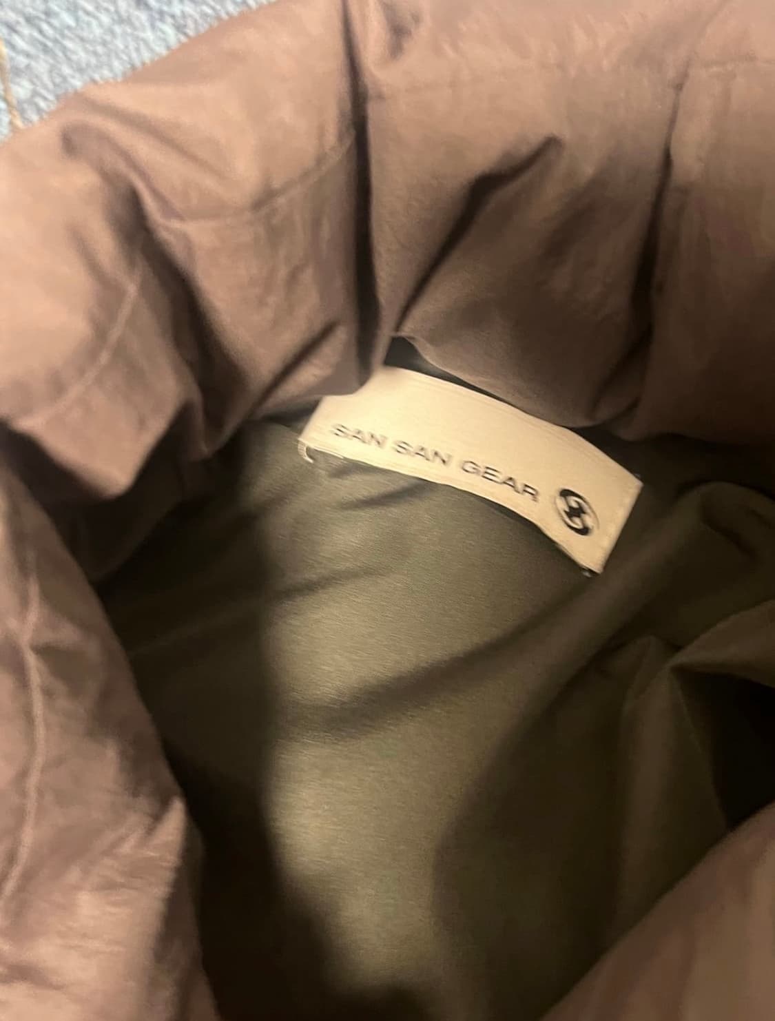 산산기어 패딩 다크브라운 - 1 상품이미지4