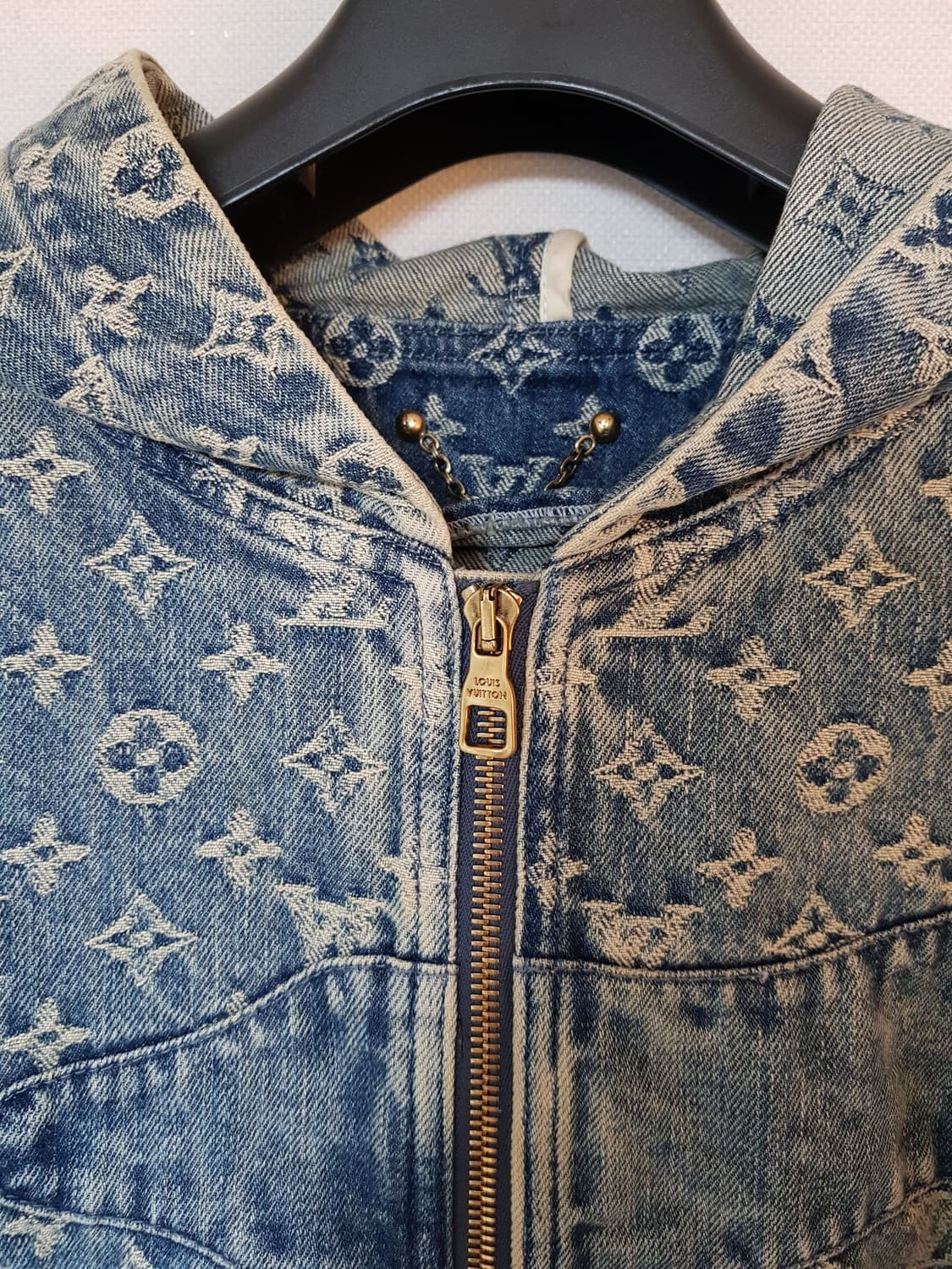 루이비통 니고 후드 데님 자켓 상품이미지4