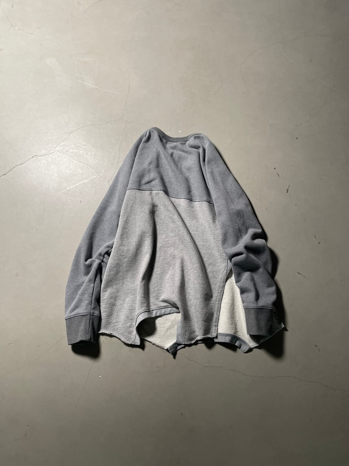 H•d Two-Tone Rework Sweatshirt  상품이미지3
