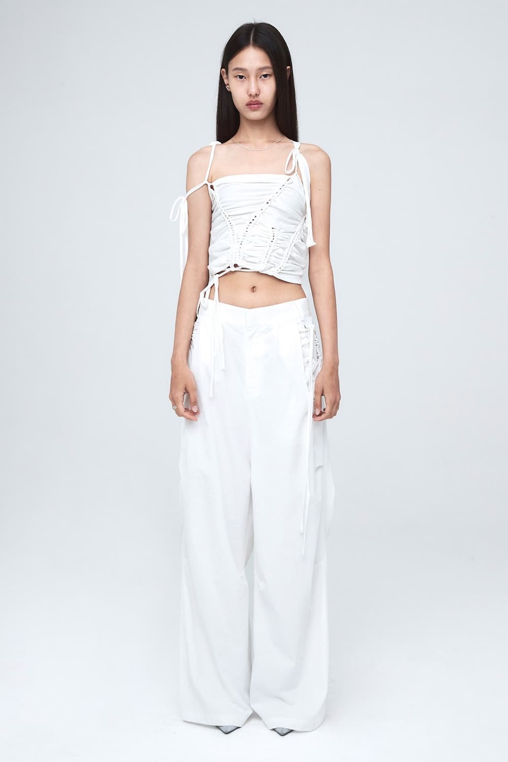 CONSTRICT HOLE WIDE PANTS _ WHITE 상품이미지1