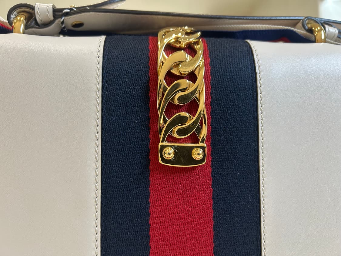 [정품/중고] 구찌 실비백 스몰 화이트 상품이미지6