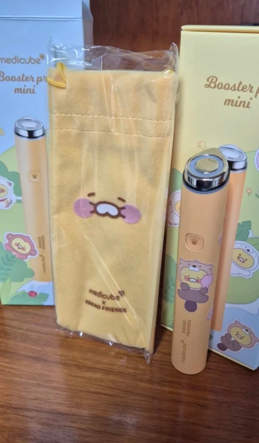 메디큐브 부스터 프로 미니 춘식이 에디션 판매합니다 상품이미지2