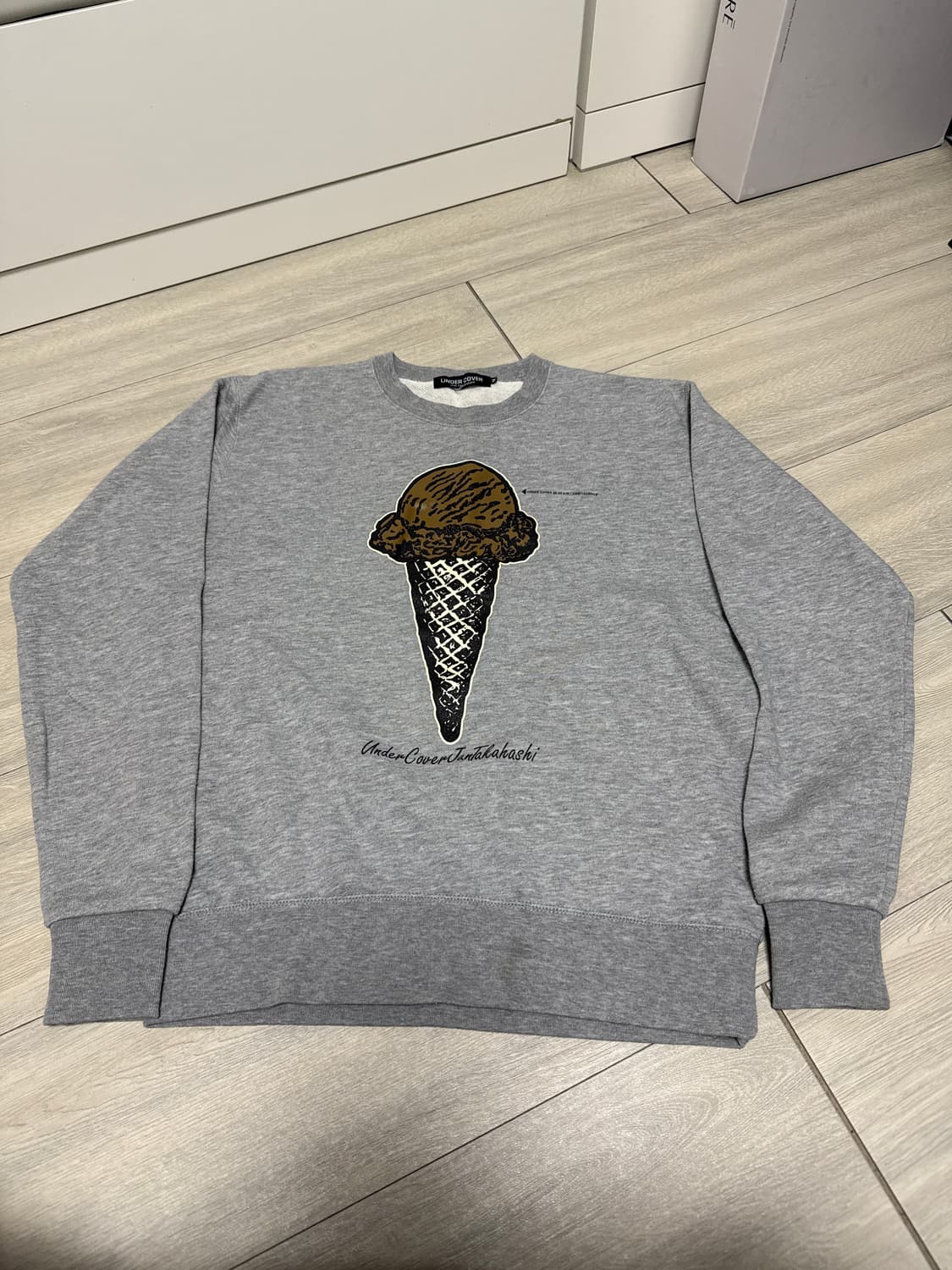 언더커버 여성 맨투맨 상품이미지1