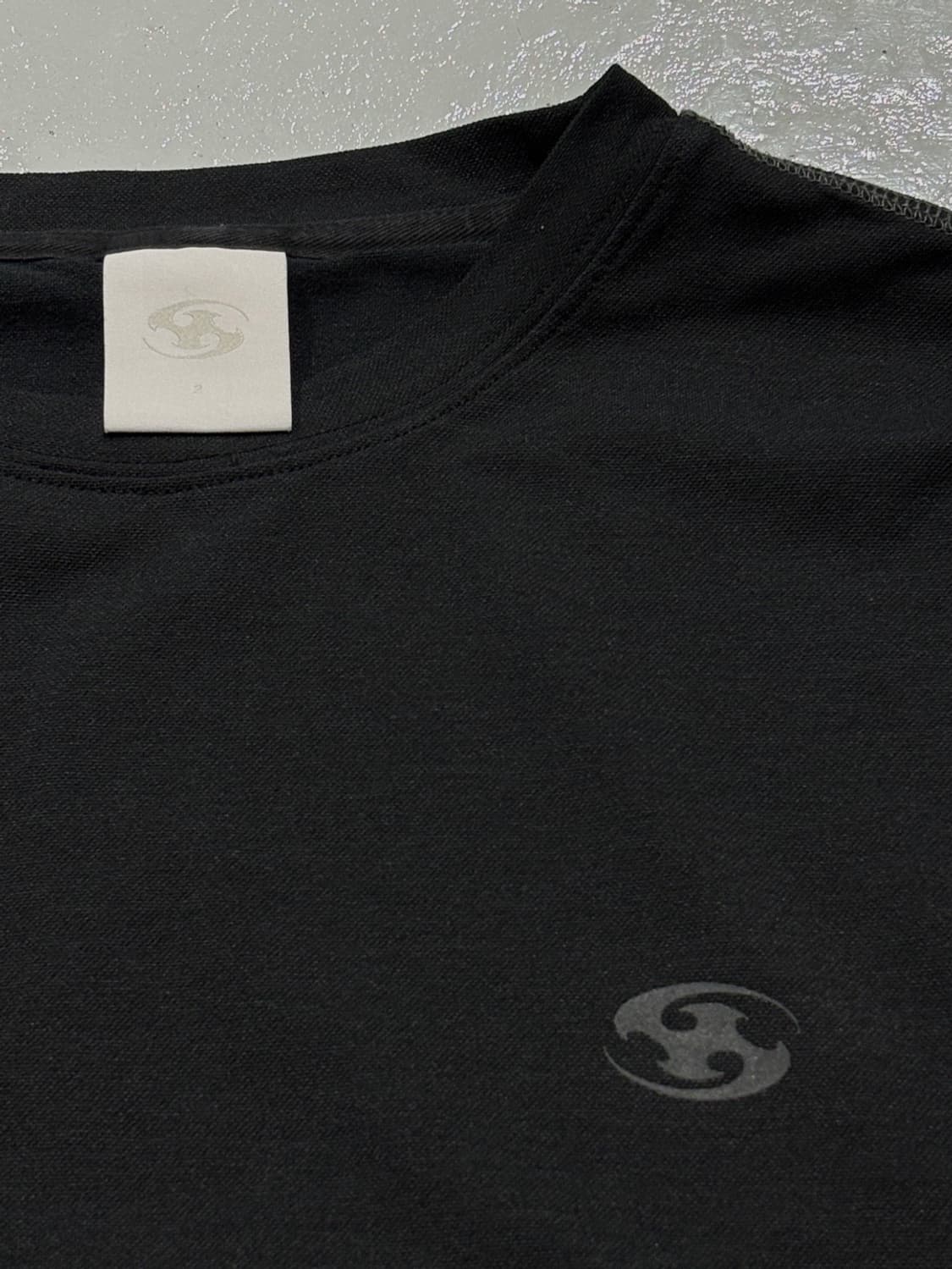 23fw 산산기어 스티치 롱슬리브 블랙 상품이미지2