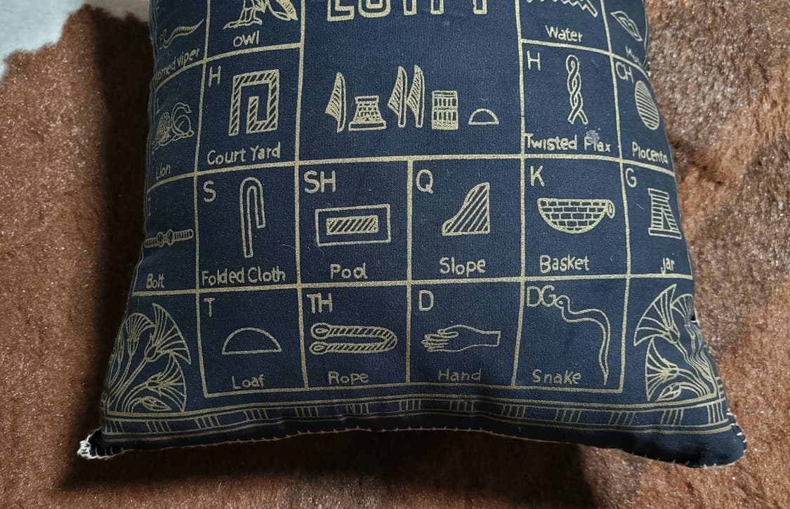 이집트 패브릭 핸드메이드 쿠션(40*43) 상품이미지2